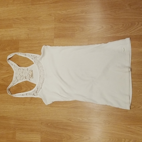 💥3/$10💥 Hollister Avalon Place Tank in White - Picture 1 of 7